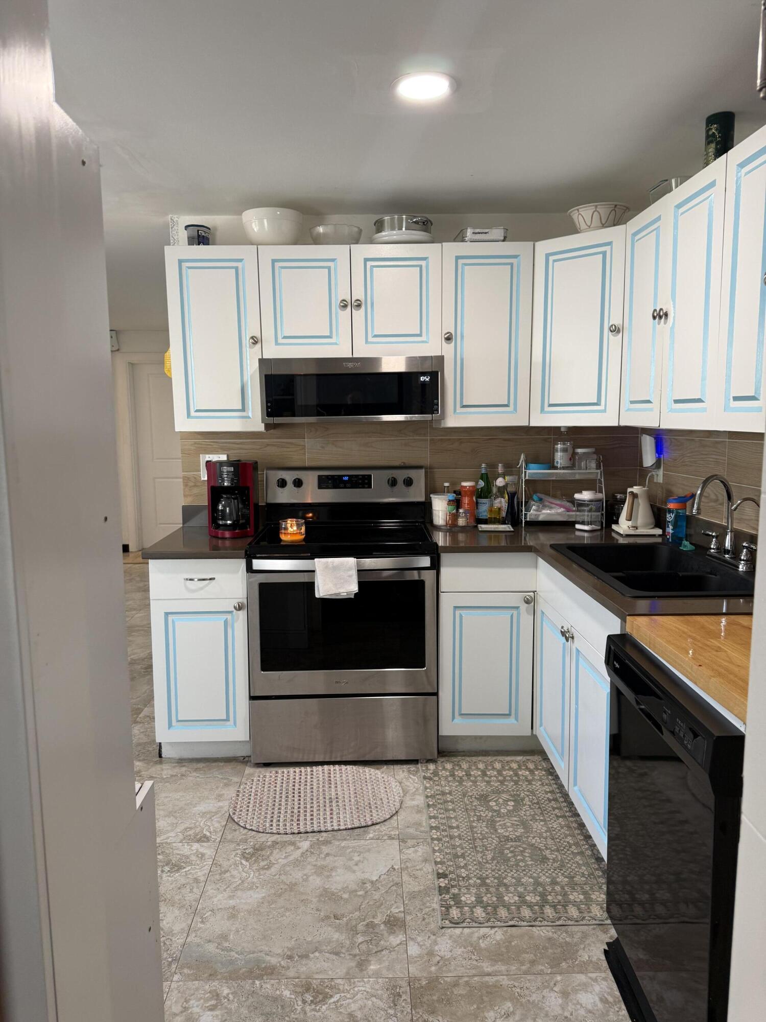 GRAMERCY PARK UNIT 2 - Residential