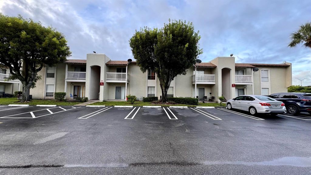 Photo of 1500 N Congress Avenue #A14, West Palm Beach, FL 33401 (MLS # R11105738)