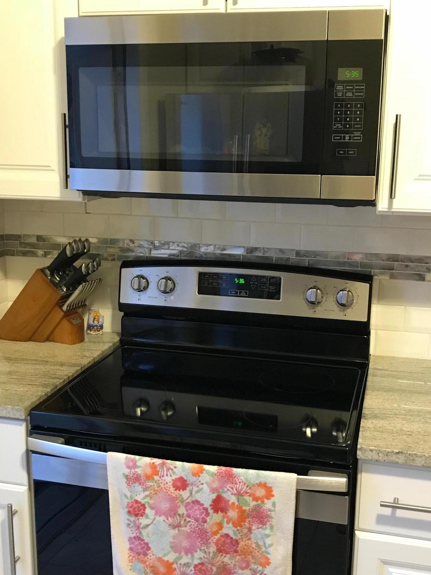 ENGLEWOOD MANOR - Residential