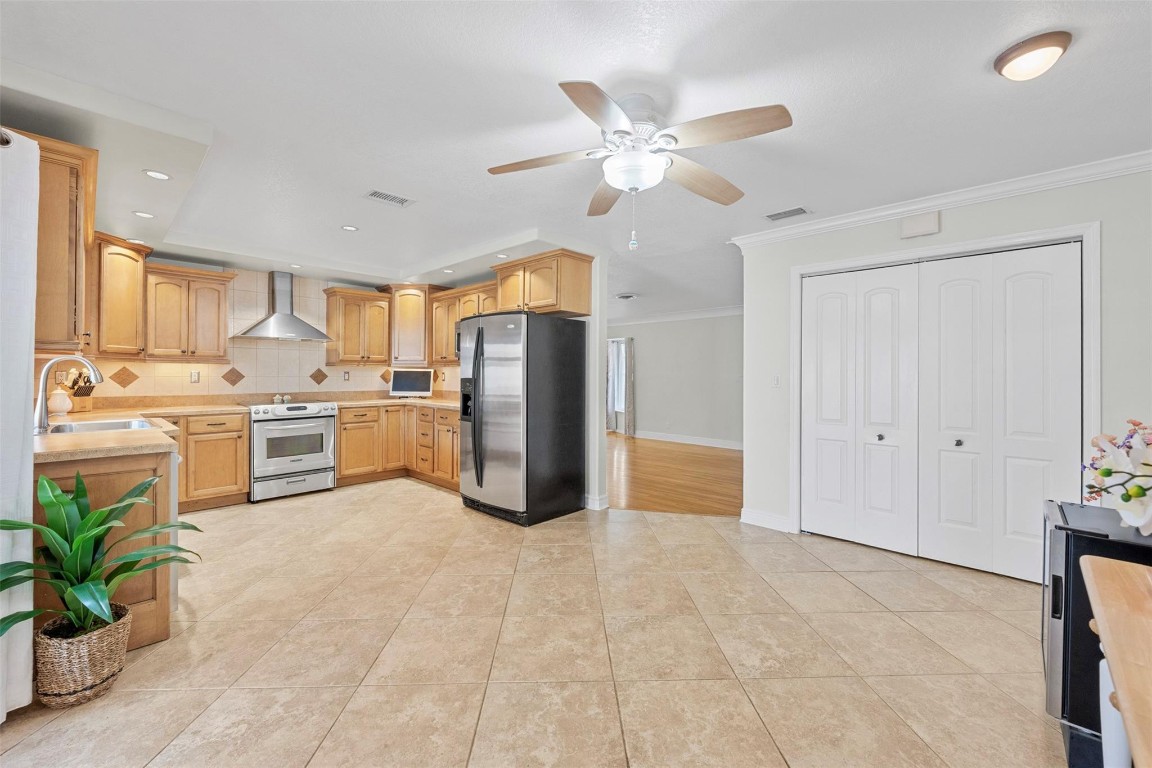 KNOLL RIDGE - Residential