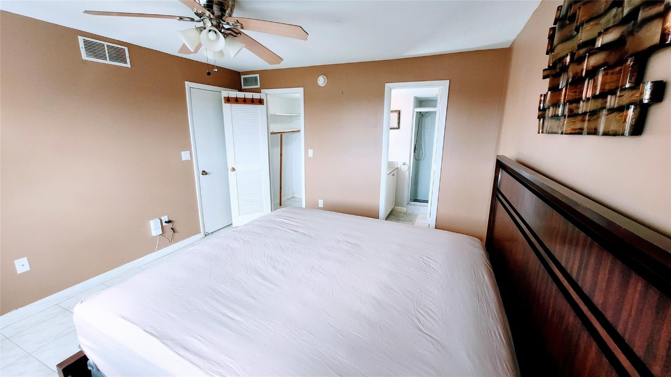 SUNRISE LAKES PHASE 3 - Residential