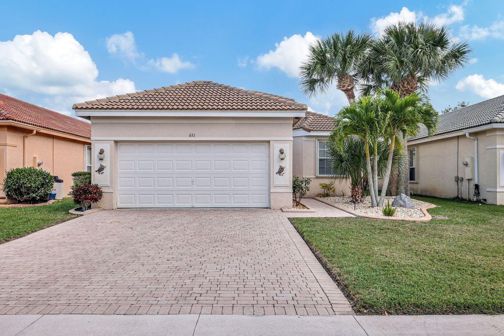 Photo of 651 NW Stanford Lane, Port Saint Lucie, FL 34983 (MLS # R10971276)