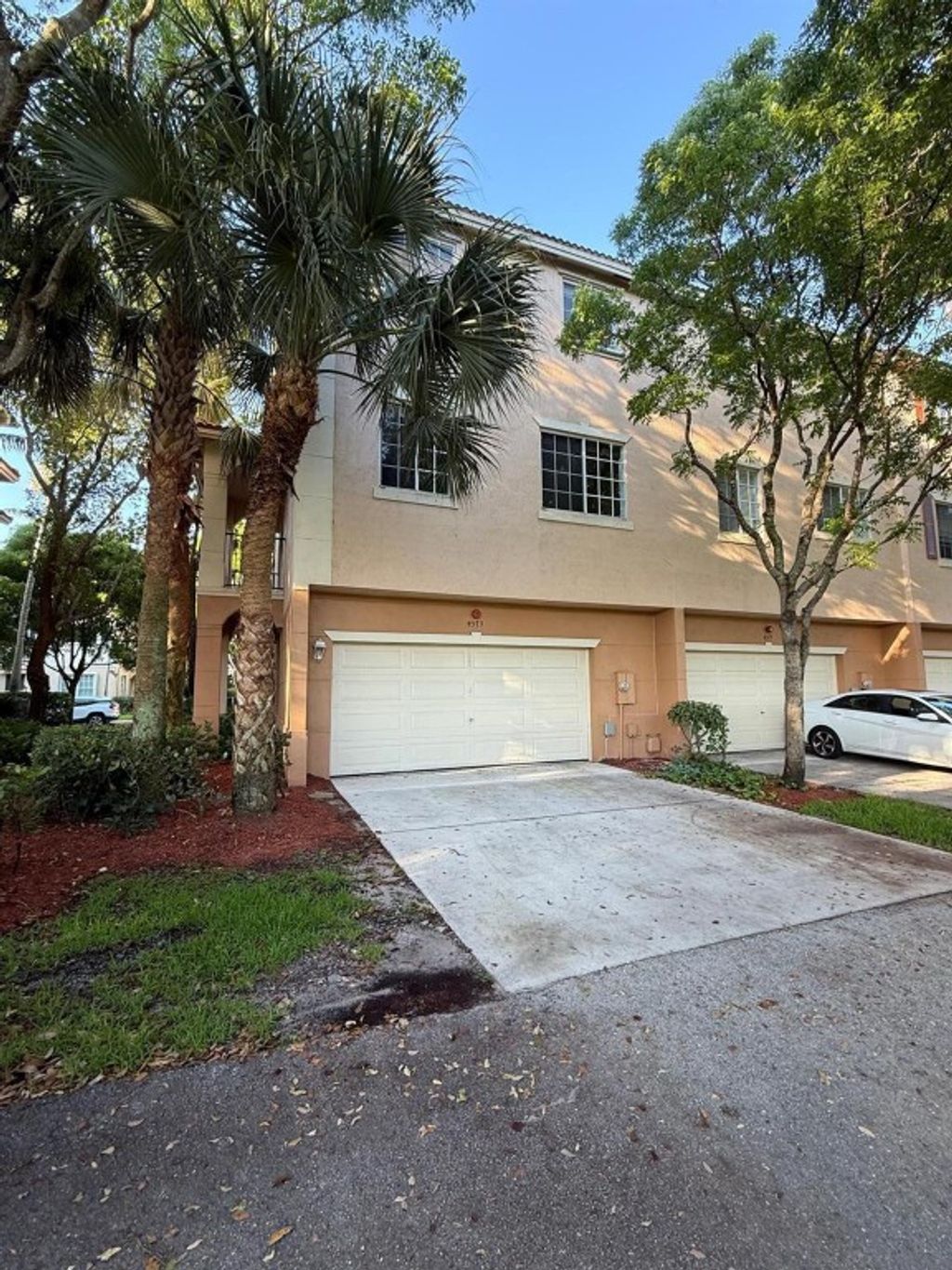 Photo of 4573 Danson Way, Delray Beach, FL 33445 (MLS # F10521431)