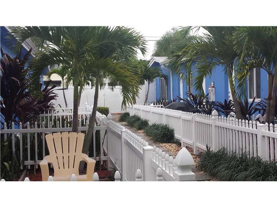 Completely remodeled and updated apt in the heart of north Victoria Park. Central A/C, impact windows and doors, 24" tile flooring, new cabinets and counters, stainless Steel appliances incl DW, cute courtyard configuration with private patio.  well behav ed pets considered with pet fee.  professionally managed.  very nice boutique bldg full of well qualified tenants in fantastic location.  responsible tenants only.  income must be 3x rent with good credit.