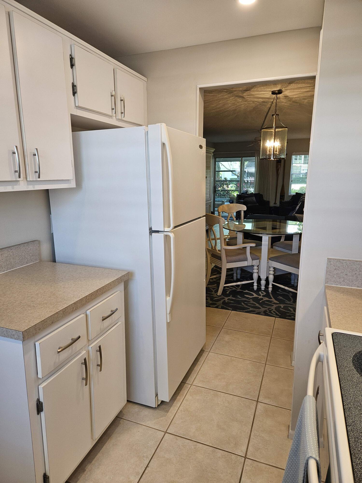 ''''''ROYAL PARK BLDGS E, W & N'''''' - Residential Lease