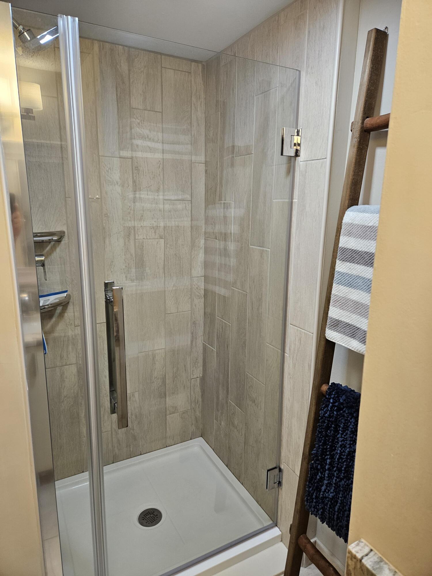 ''''''ROYAL PARK BLDGS E, W & N'''''' - Residential Lease