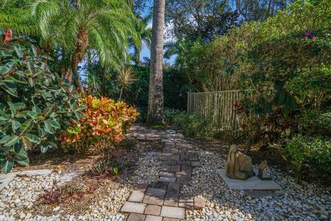 A home in Lake Worth