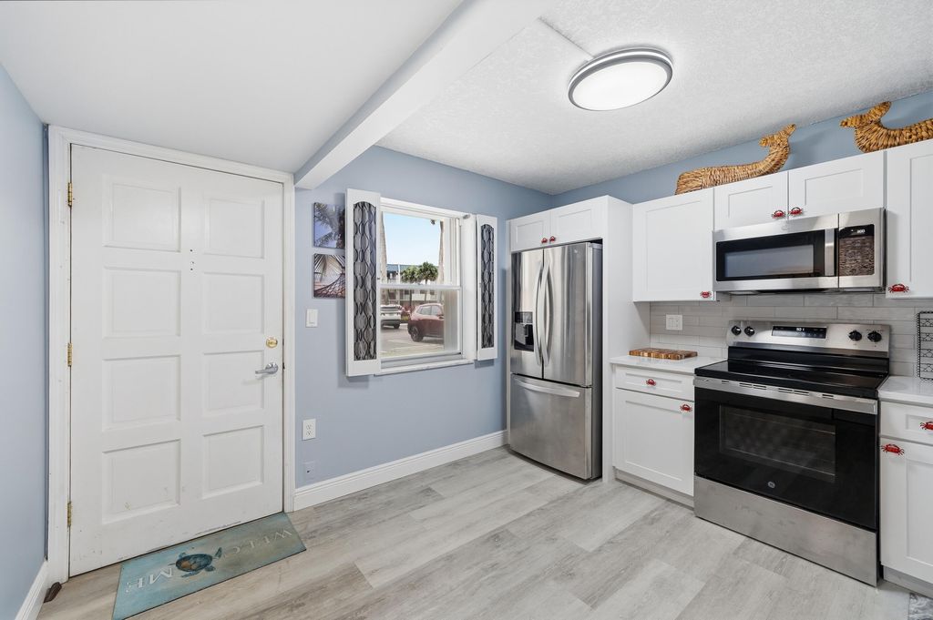 Photo of 777 S Federal Highway #G118, Pompano Beach, FL 33062 (MLS # B26019982)