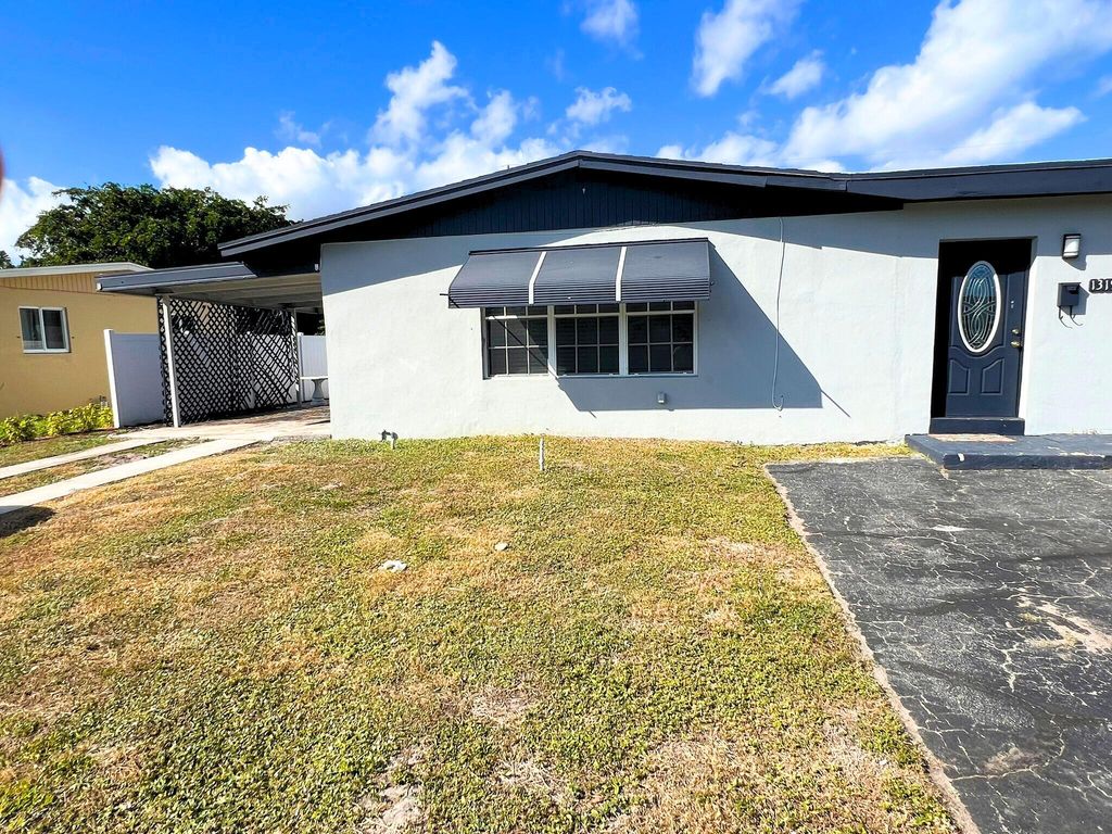 Photo of 1319 8th Street, West Palm Beach, FL 33401 (MLS # R11041084)