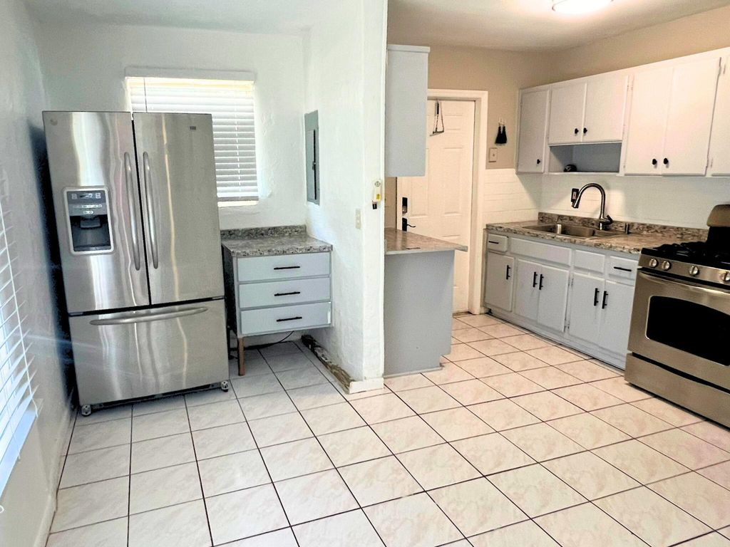 Photo of 1319 8th Street, West Palm Beach, FL 33401 (MLS # R11041084)