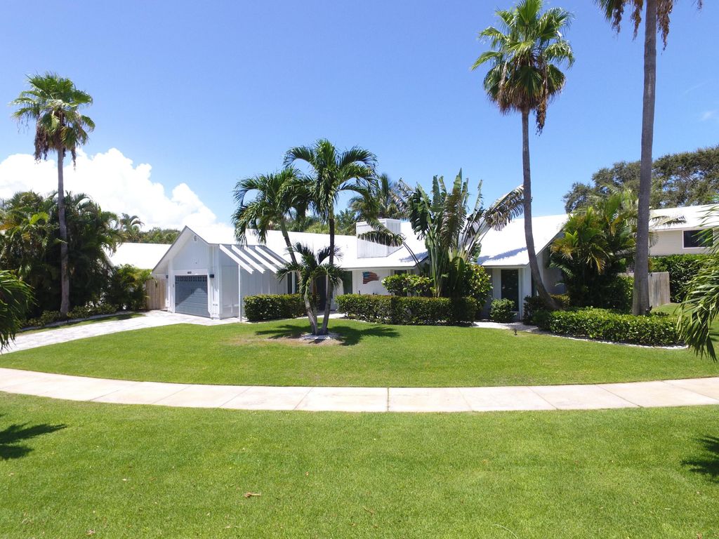 Photo of 19 Pine Hill Trail E, Tequesta, FL 33469 (MLS # R11022367)