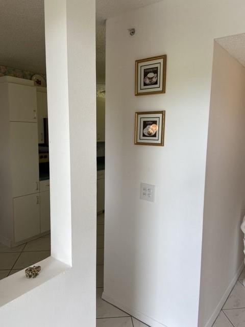 SUNRISE LAKES - Residential