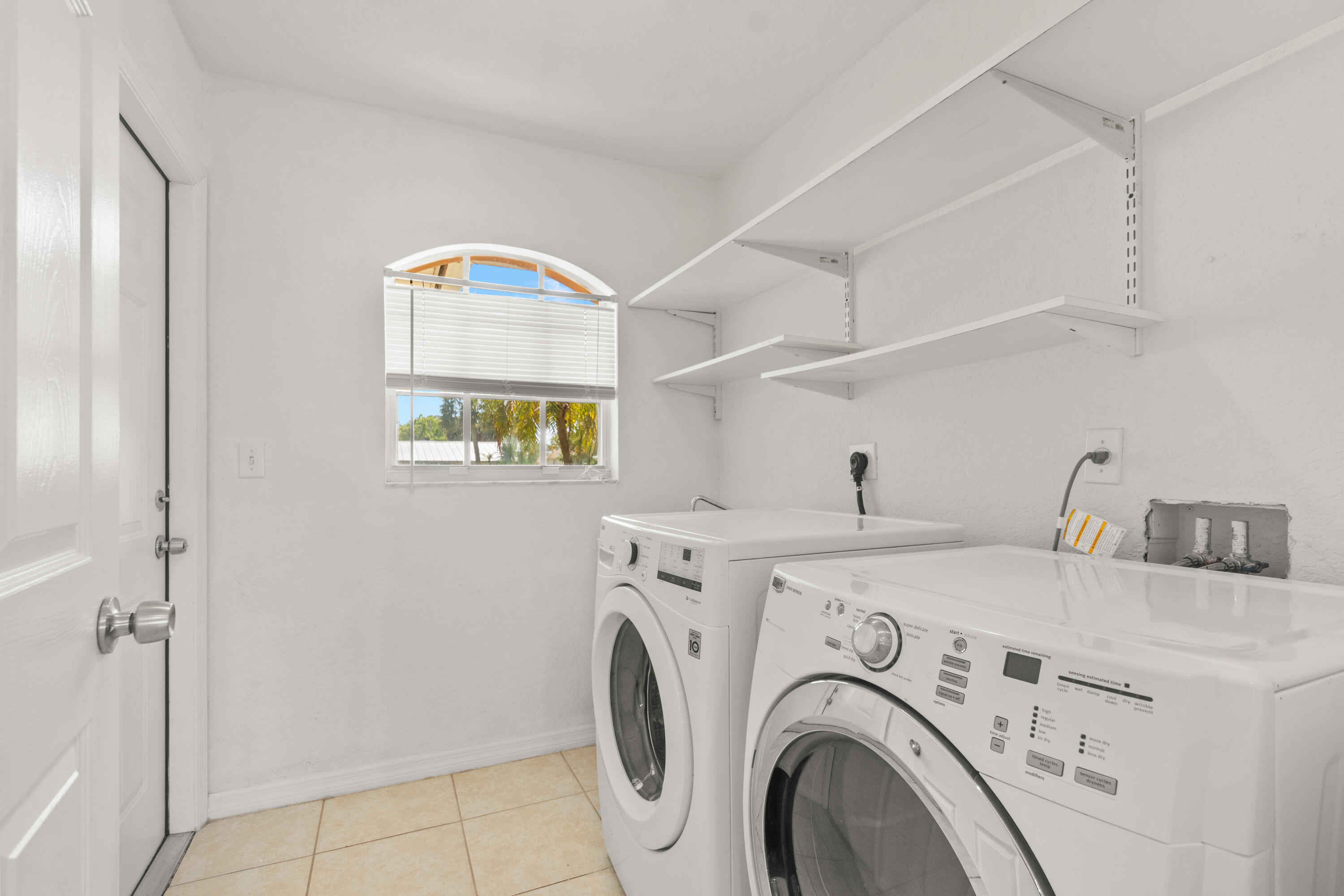 SEBASTIAN HIGHLANDS UNIT 11 - Residential