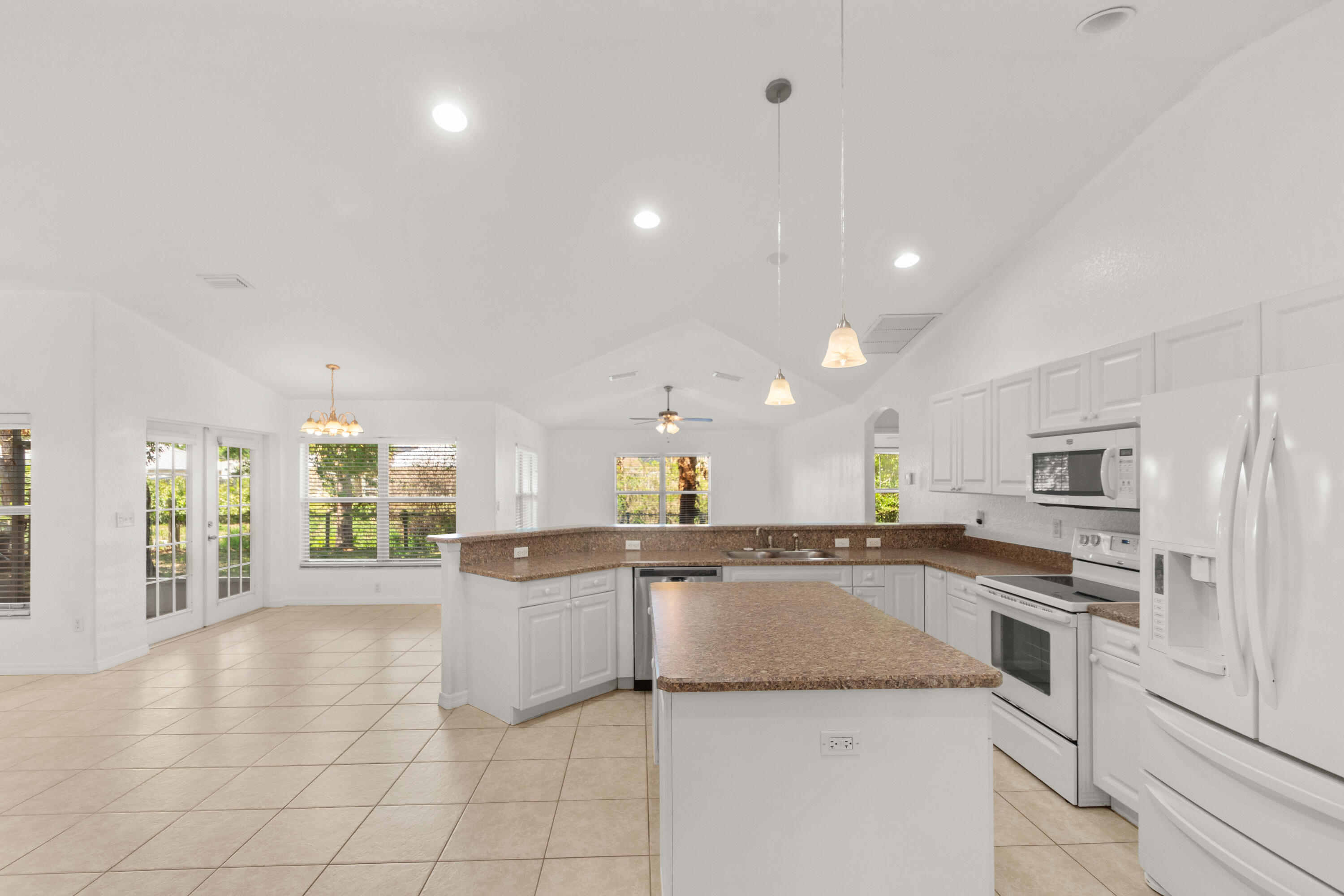 SEBASTIAN HIGHLANDS UNIT 11 - Residential