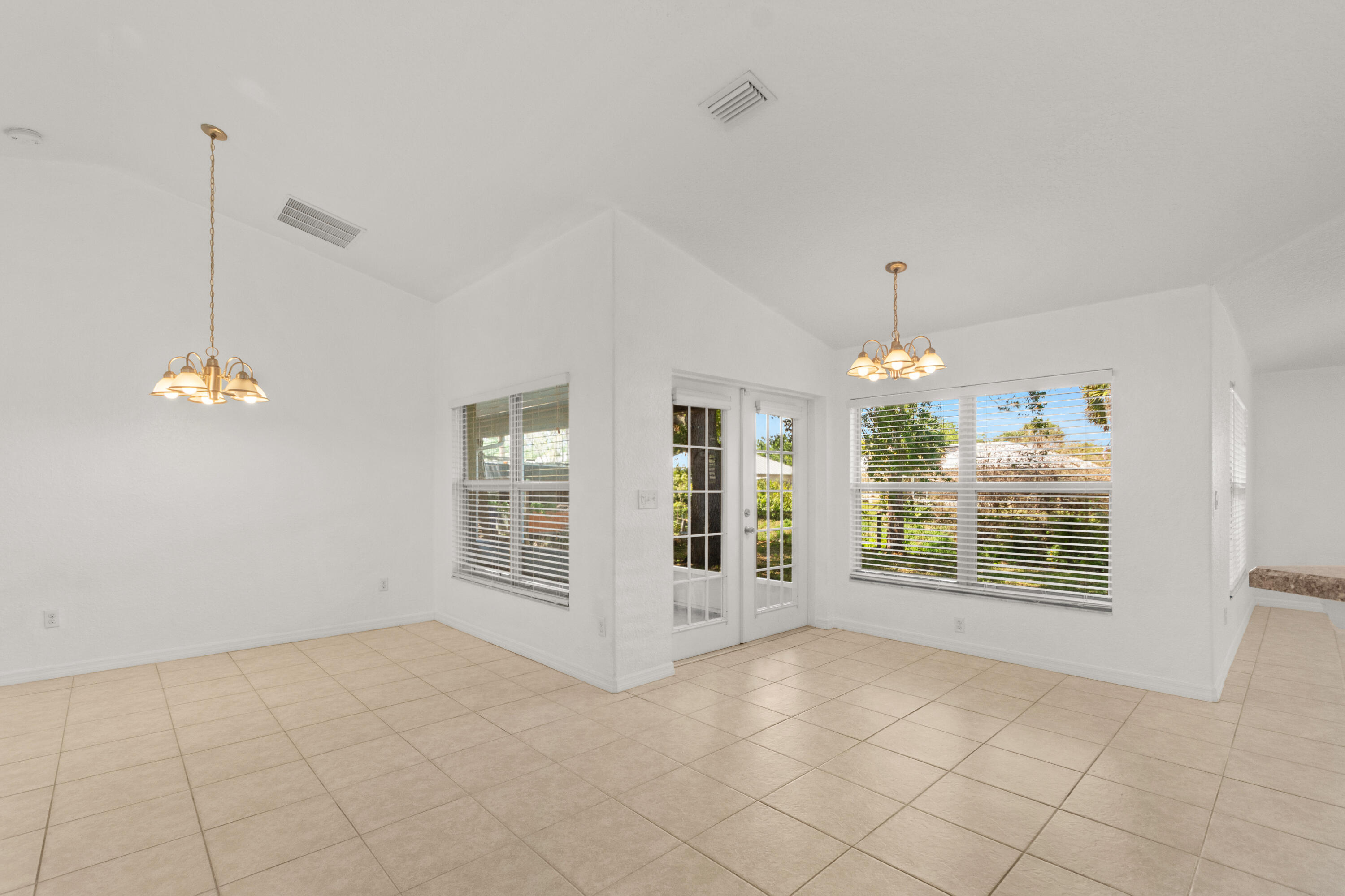 SEBASTIAN HIGHLANDS UNIT 11 - Residential