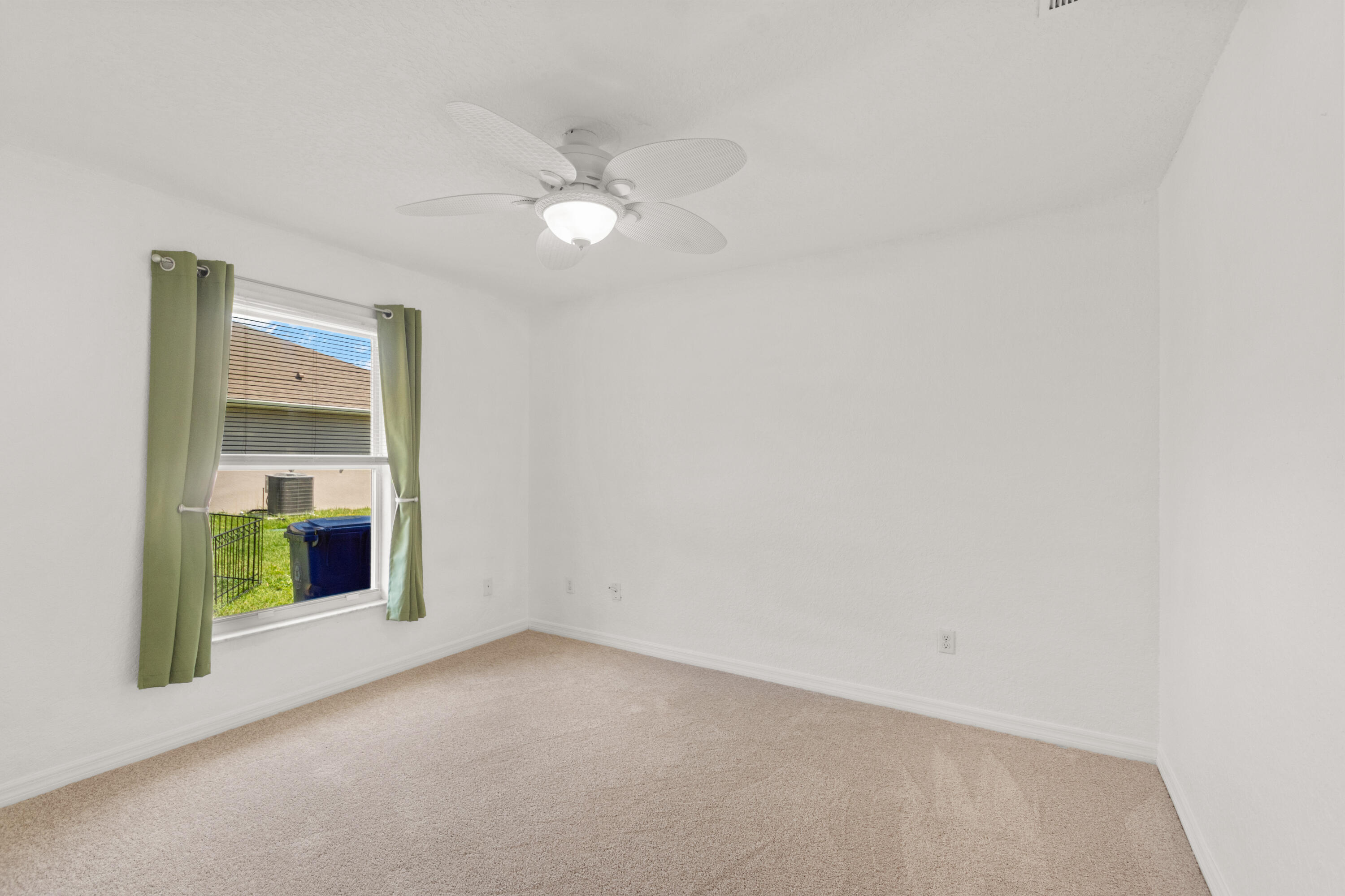 SEBASTIAN HIGHLANDS UNIT 11 - Residential