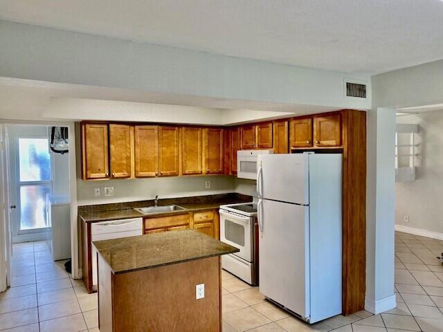 PELICAN POINT AT BOYNTON BEACH CONDO - Residential Lease