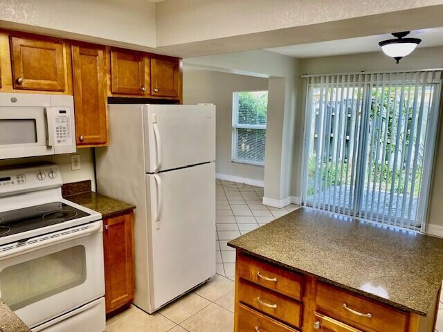 PELICAN POINT AT BOYNTON BEACH CONDO - Residential Lease