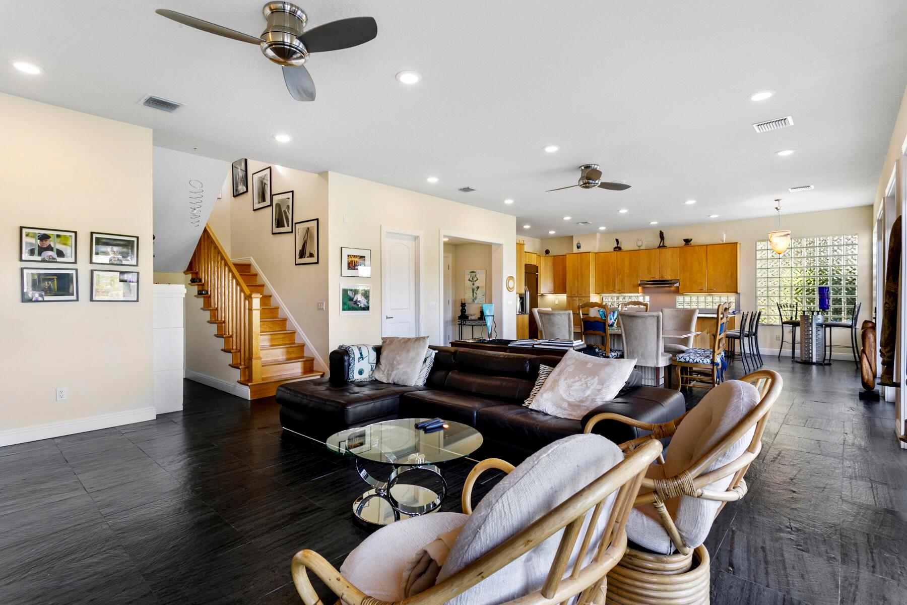 Jupiter Harbour - Residential