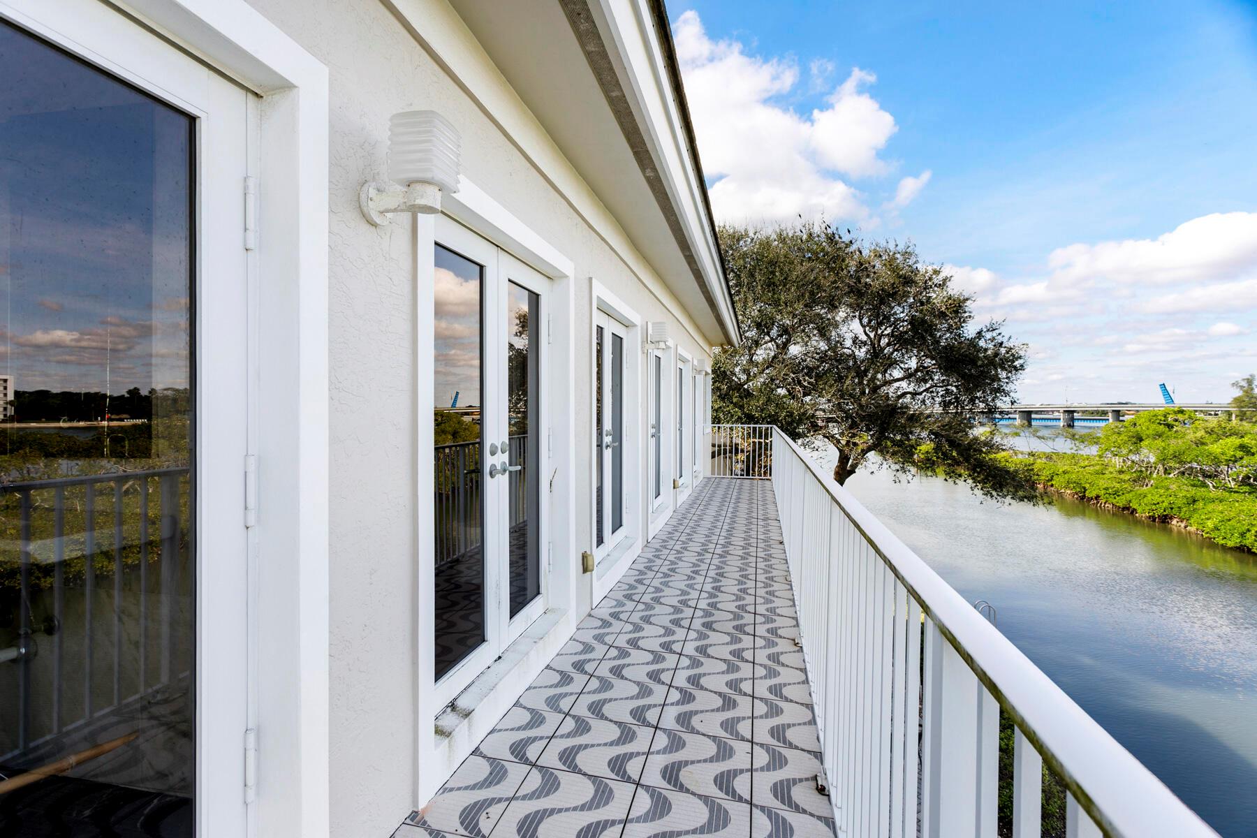 Jupiter Harbour - Residential