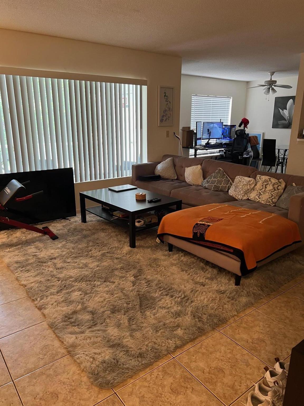 First-Floor Apartment for RentSpacious first-floor unit offering 2 bedrooms and 2 full bathrooms. Enjoy an open layout, convenient access with no stairs, and comfortable living in a prime location close to shopping, dining, and transit. community offers clubhouse pool playground Fitness Center Pickleball Picnic Area Playground Pool Tennis