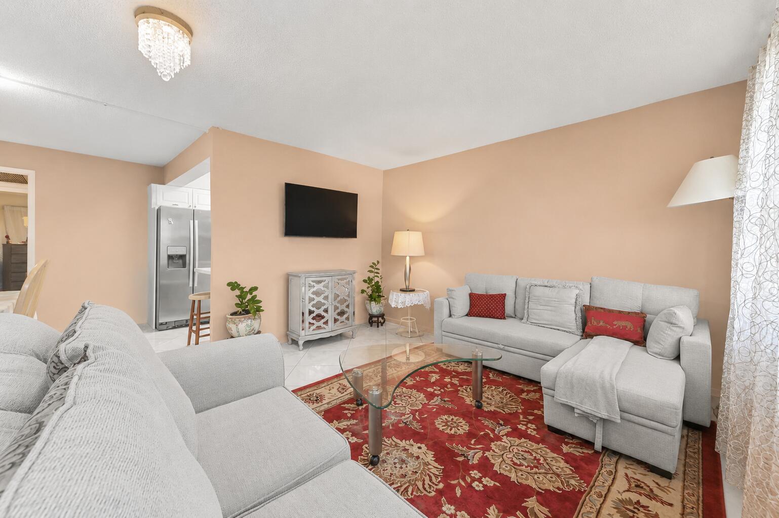 1069 Cornwall D