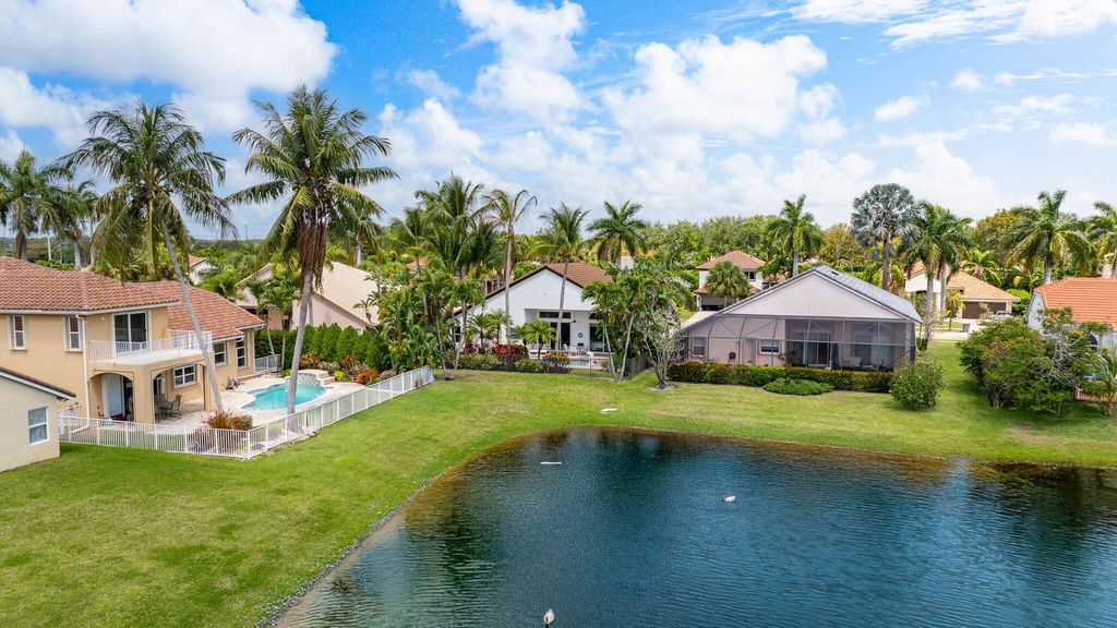 Photo of 19699 Dinner Key Drive, Boca Raton, FL 33498 (MLS # R11081557)