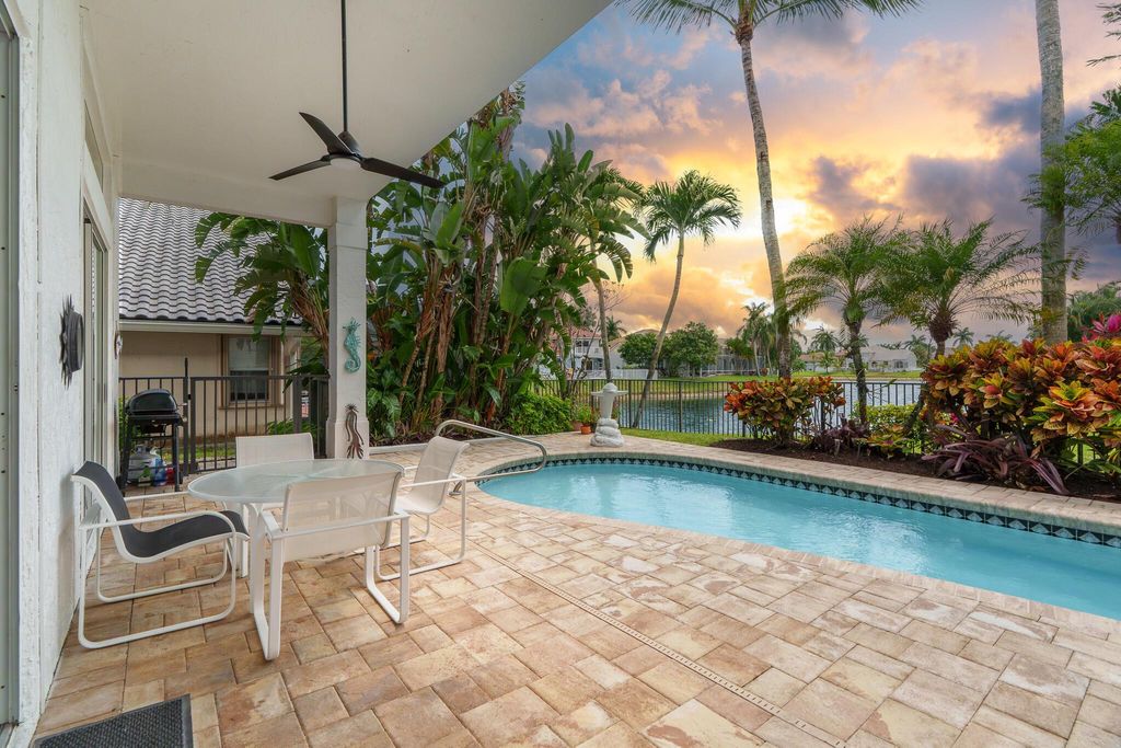 Photo of 19699 Dinner Key Drive, Boca Raton, FL 33498 (MLS # R11081557)