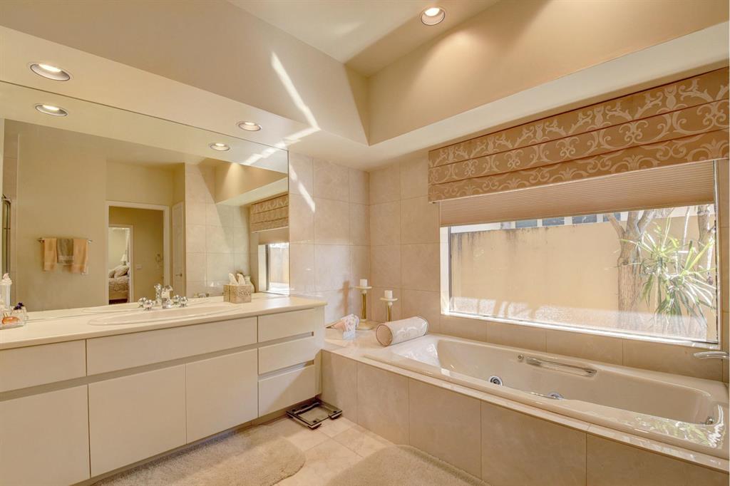 ENCANTADA - Residential