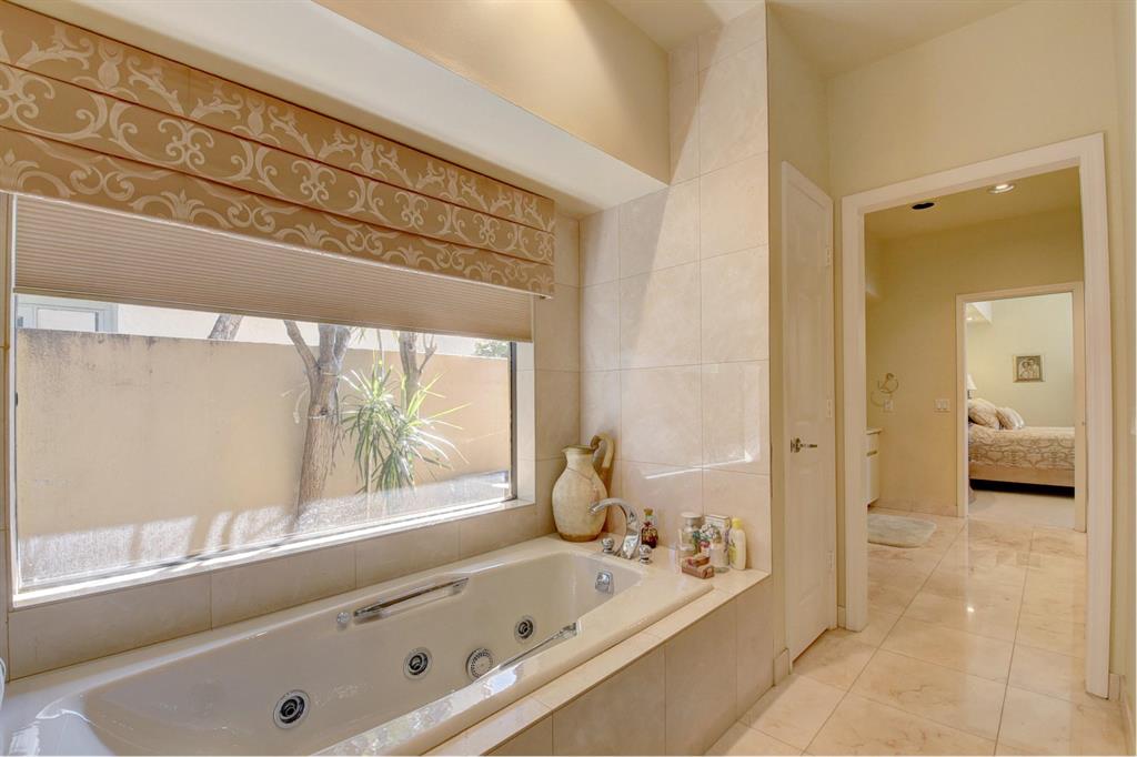 ENCANTADA - Residential