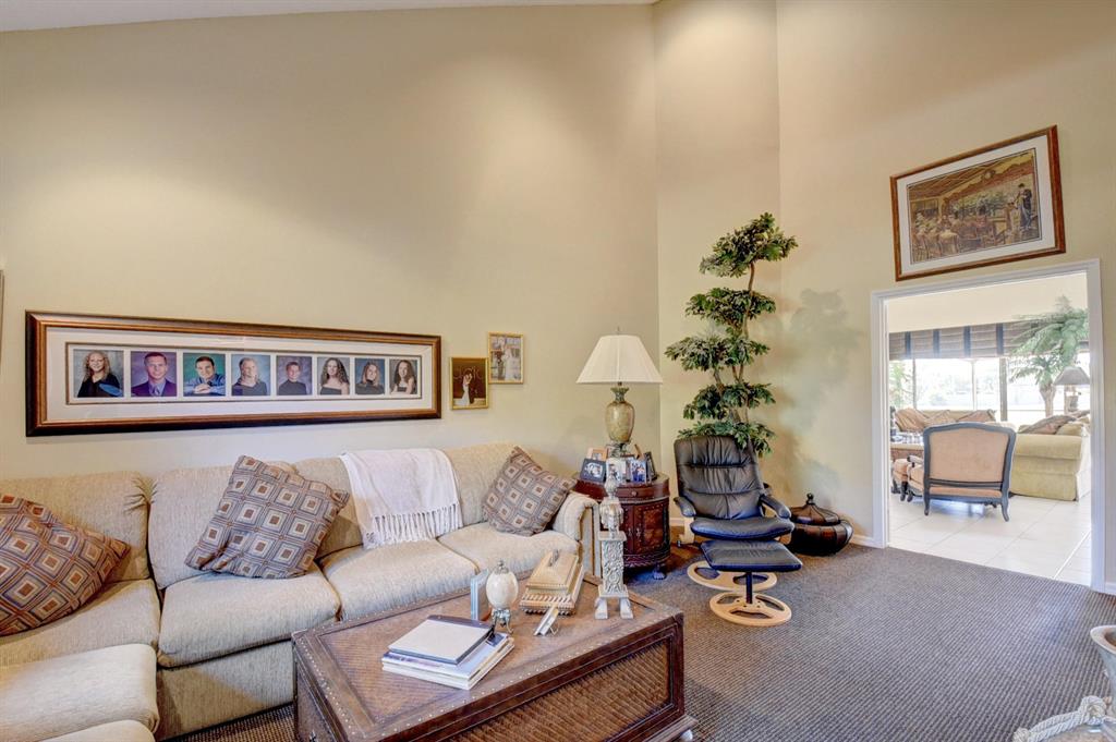 ENCANTADA - Residential