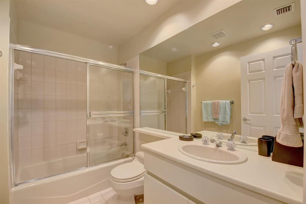 ENCANTADA - Residential