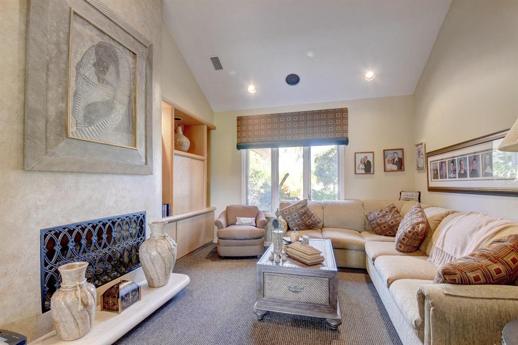 ENCANTADA - Residential