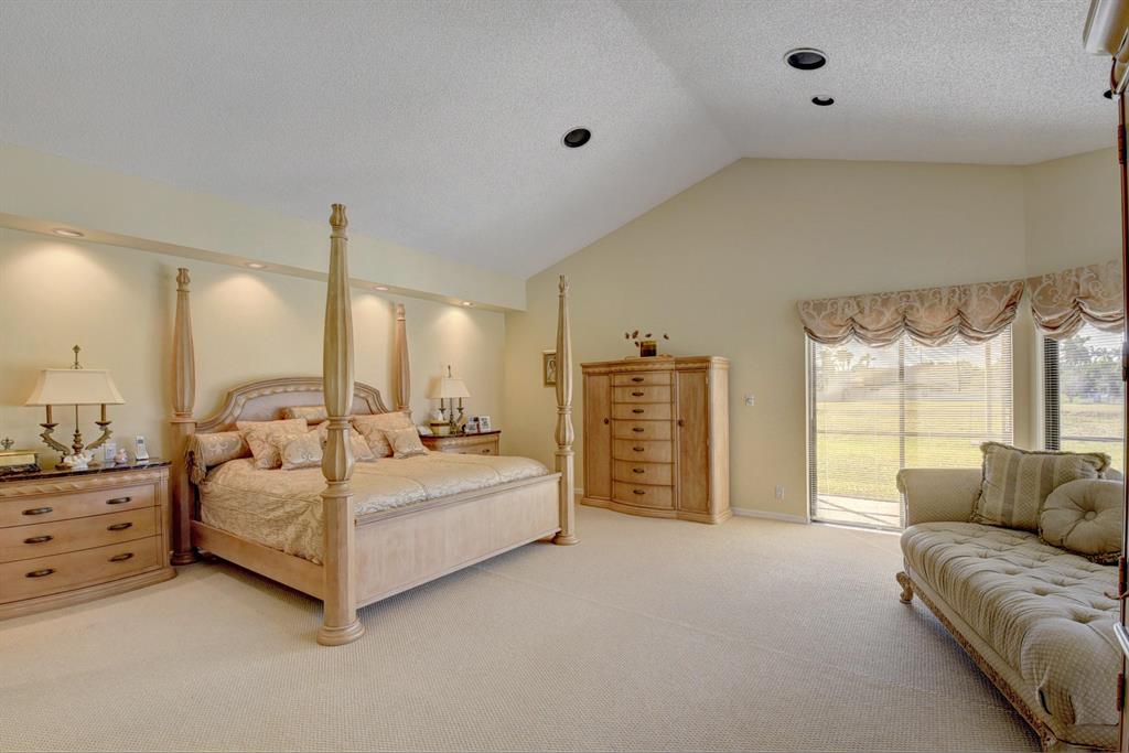 ENCANTADA - Residential