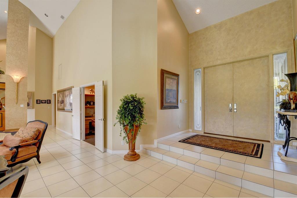 ENCANTADA - Residential