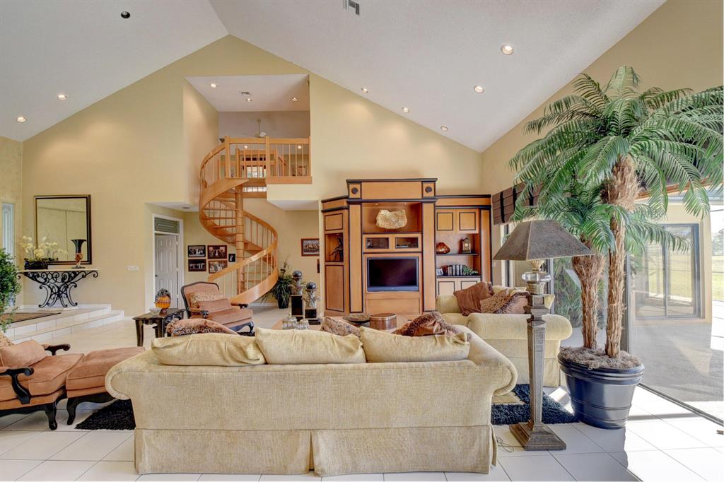 ENCANTADA - Residential