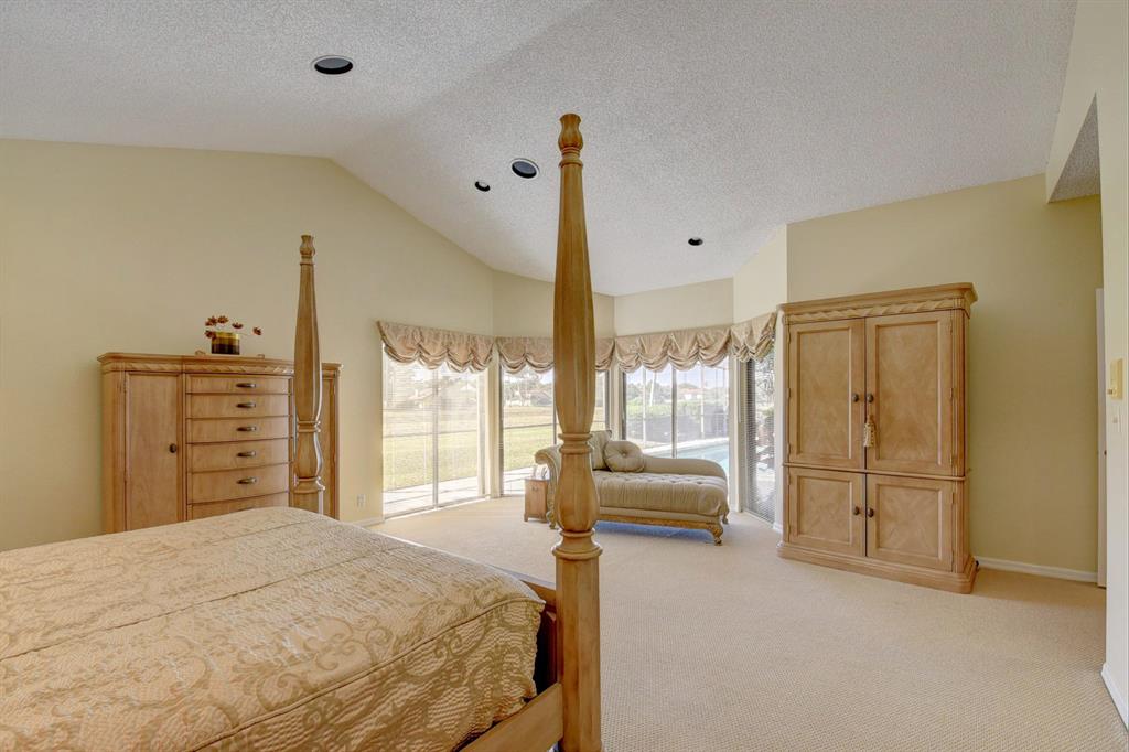 ENCANTADA - Residential