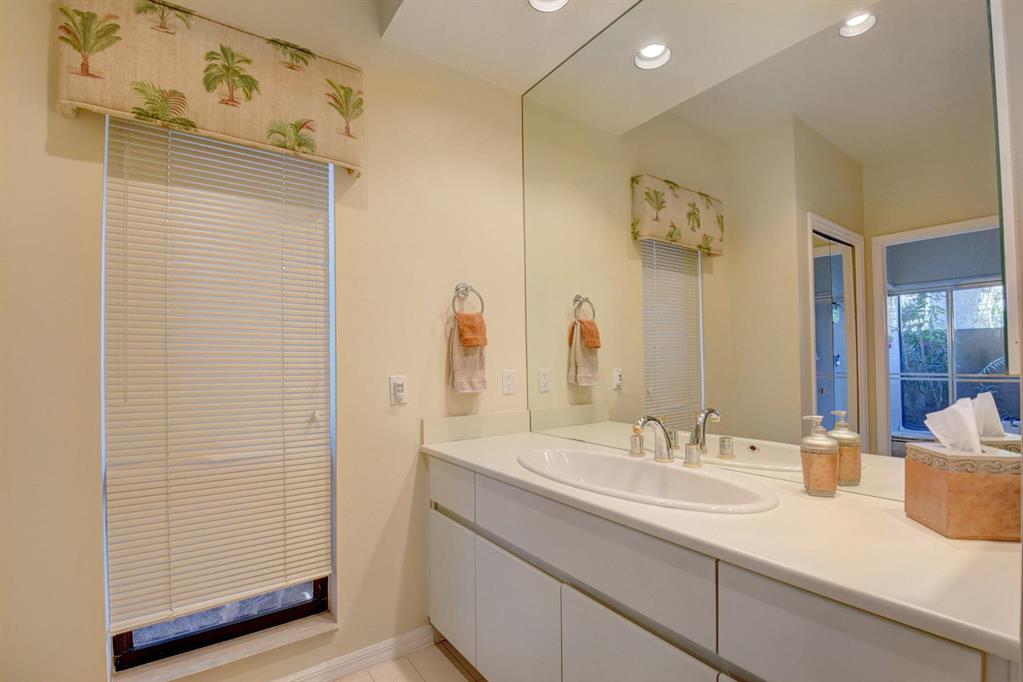 ENCANTADA - Residential