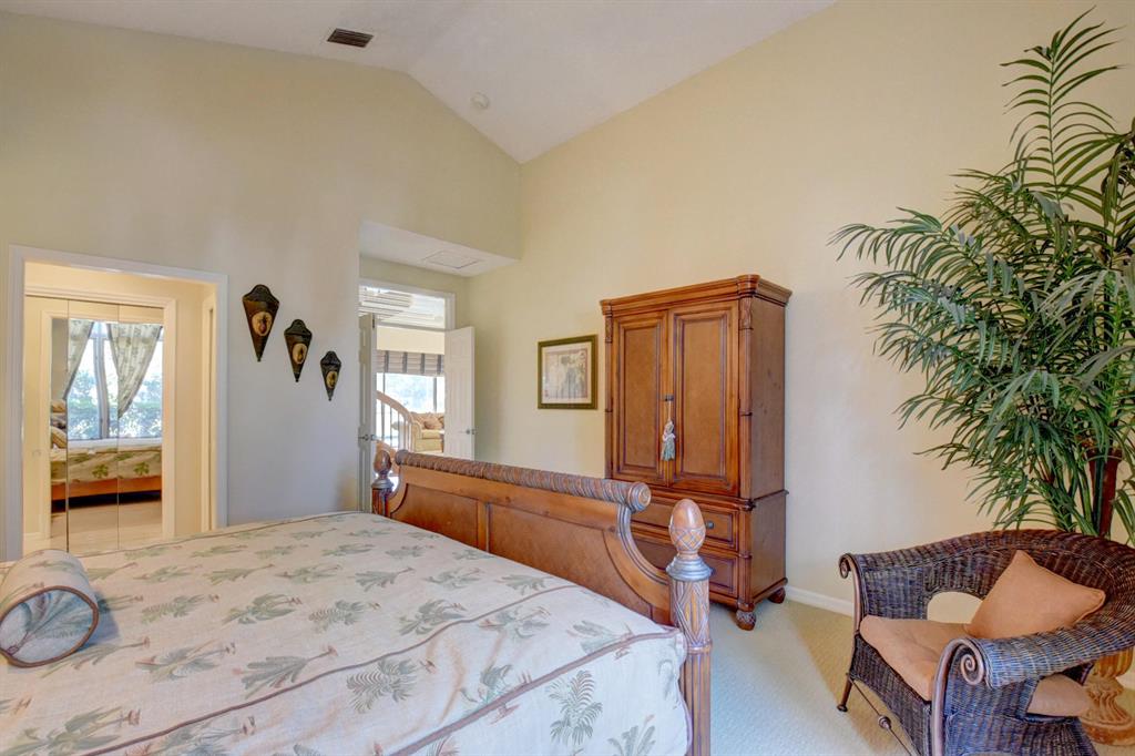 ENCANTADA - Residential