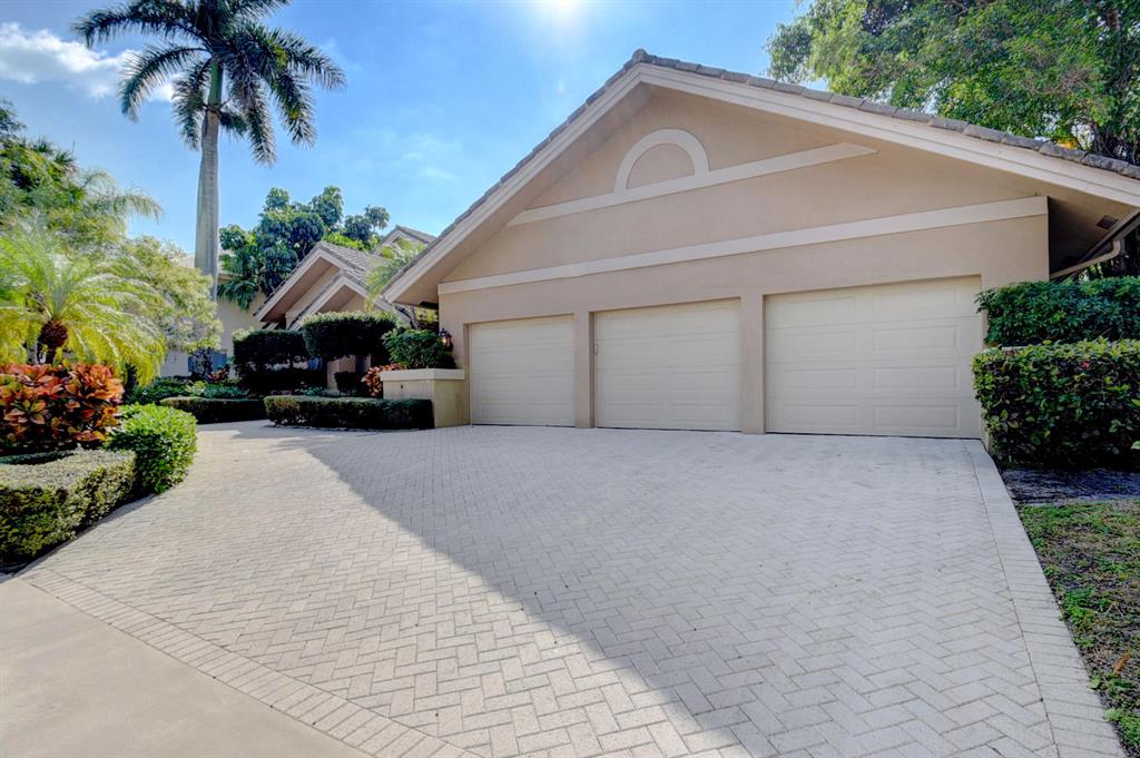 ENCANTADA - Residential