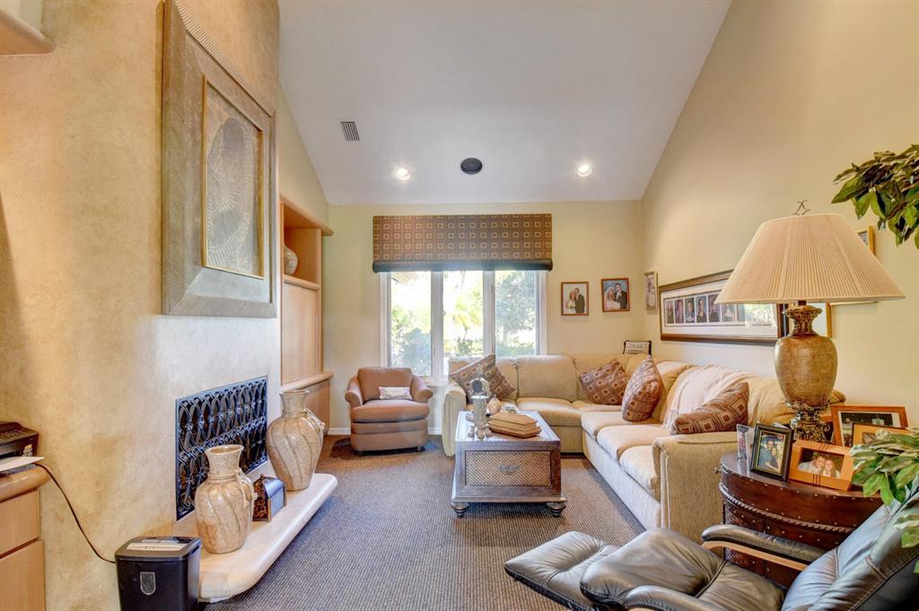 ENCANTADA - Residential