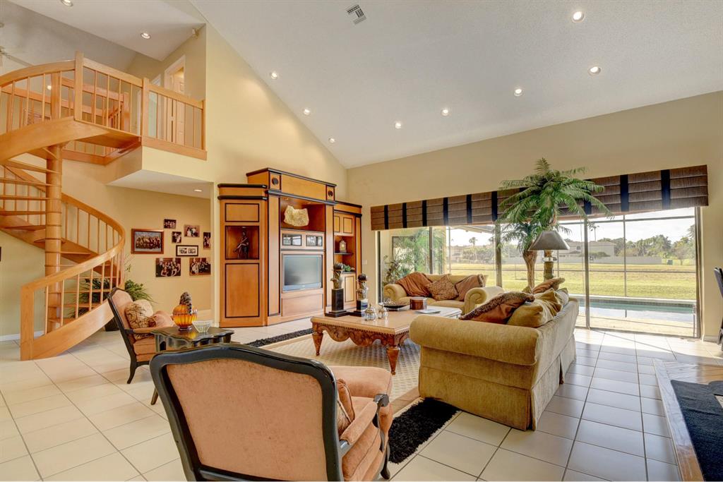 ENCANTADA - Residential