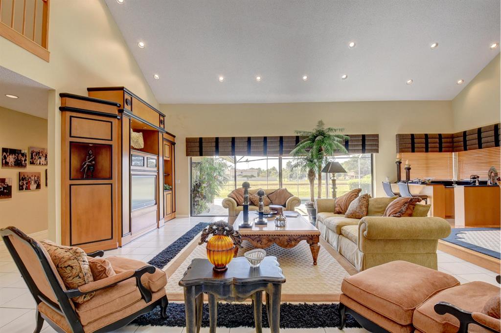 ENCANTADA - Residential