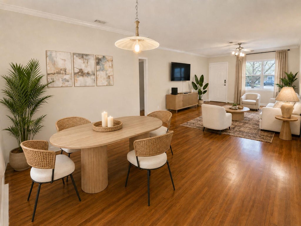 Photo of 805 S 26TH Avenue, Hollywood, FL 33020 (MLS # B26079812)