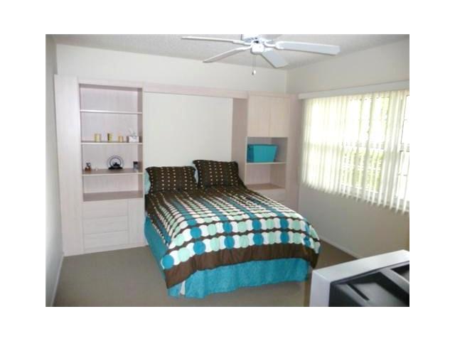 PALM-AIRE C C APTS #111 C - Residential Lease