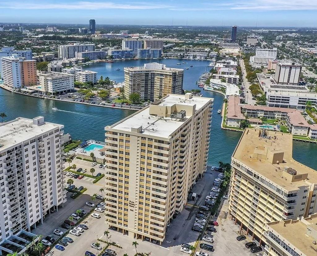Photo of 1833 S Ocean Drive #1209, Hallandale Beach, FL 33009 (MLS # B26024163)