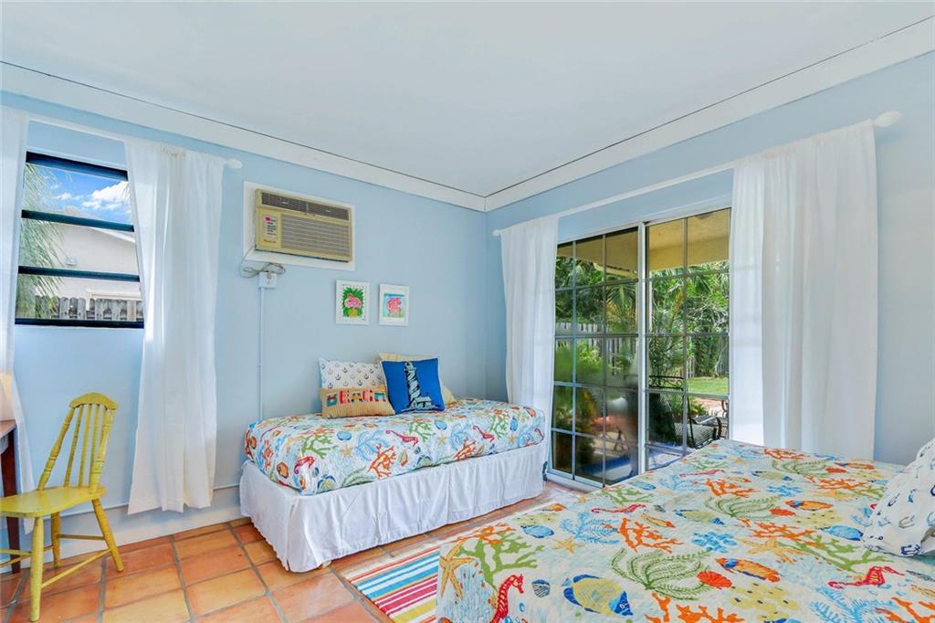 Deer-Pomp Estates 40-49 B - Residential