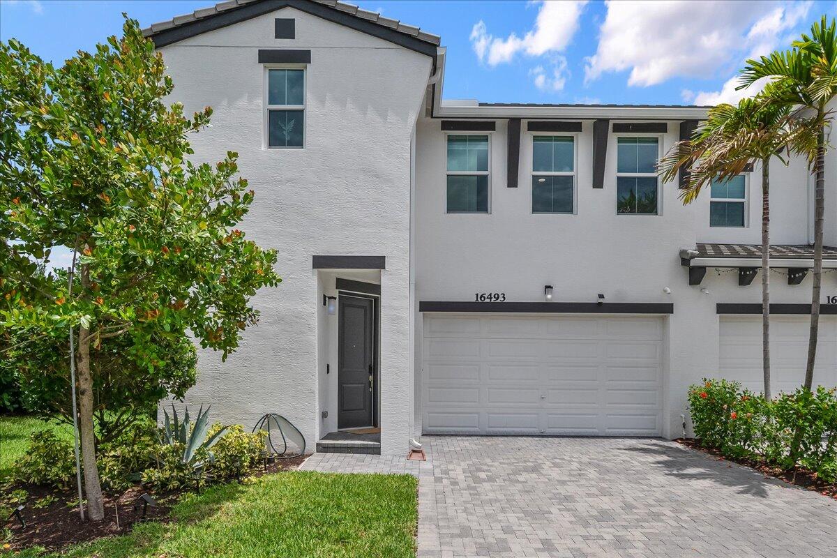 Properties 16493 Helix Court