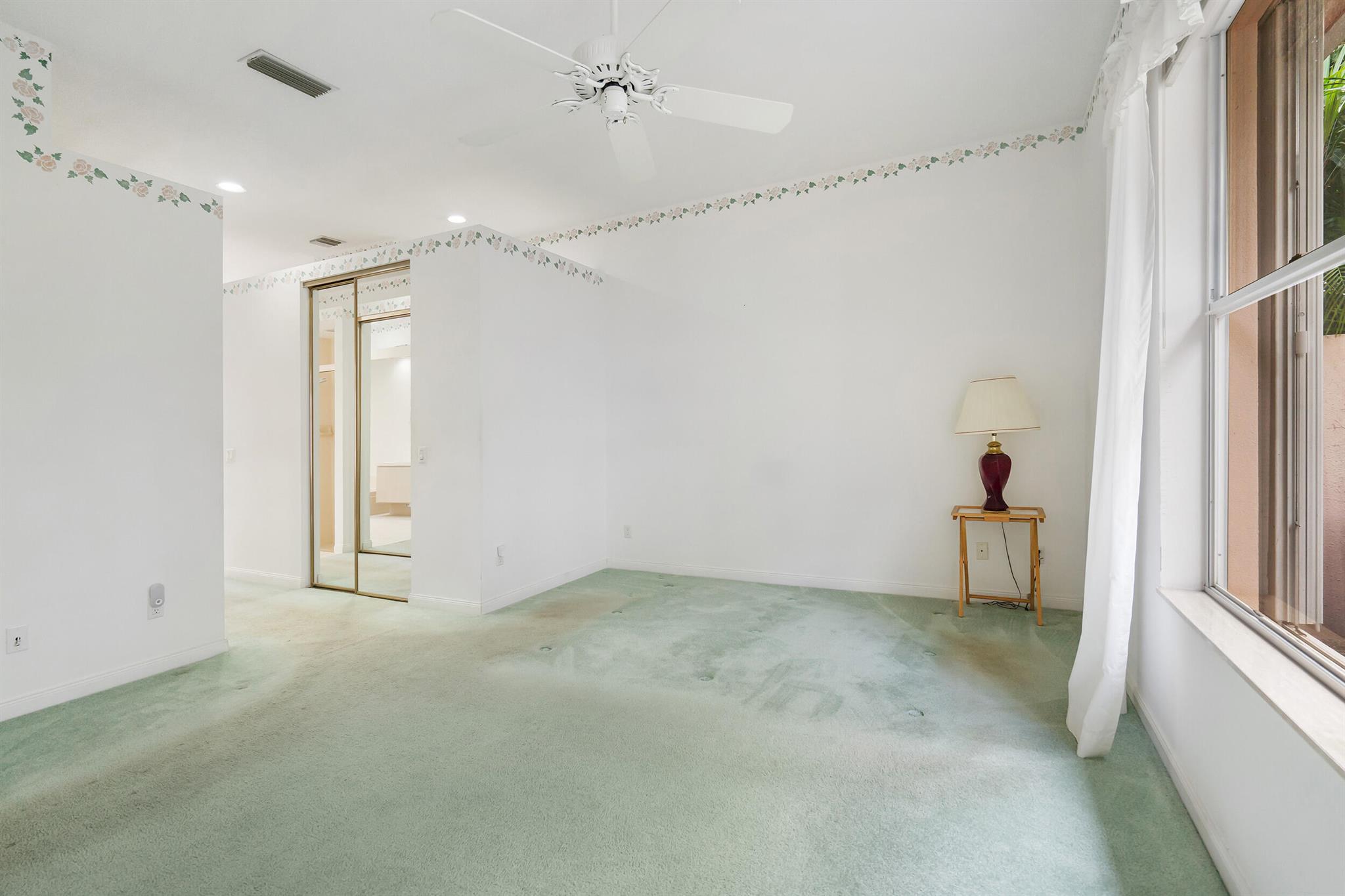 HAMPTONS AT MAPLEWOOD - Residential