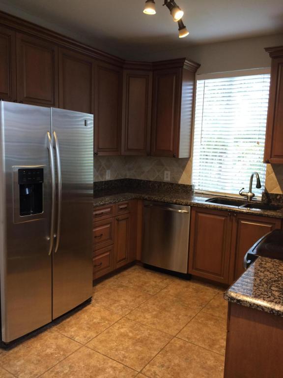 COURTYARDS AT DAVIE CONDO - Residential Lease